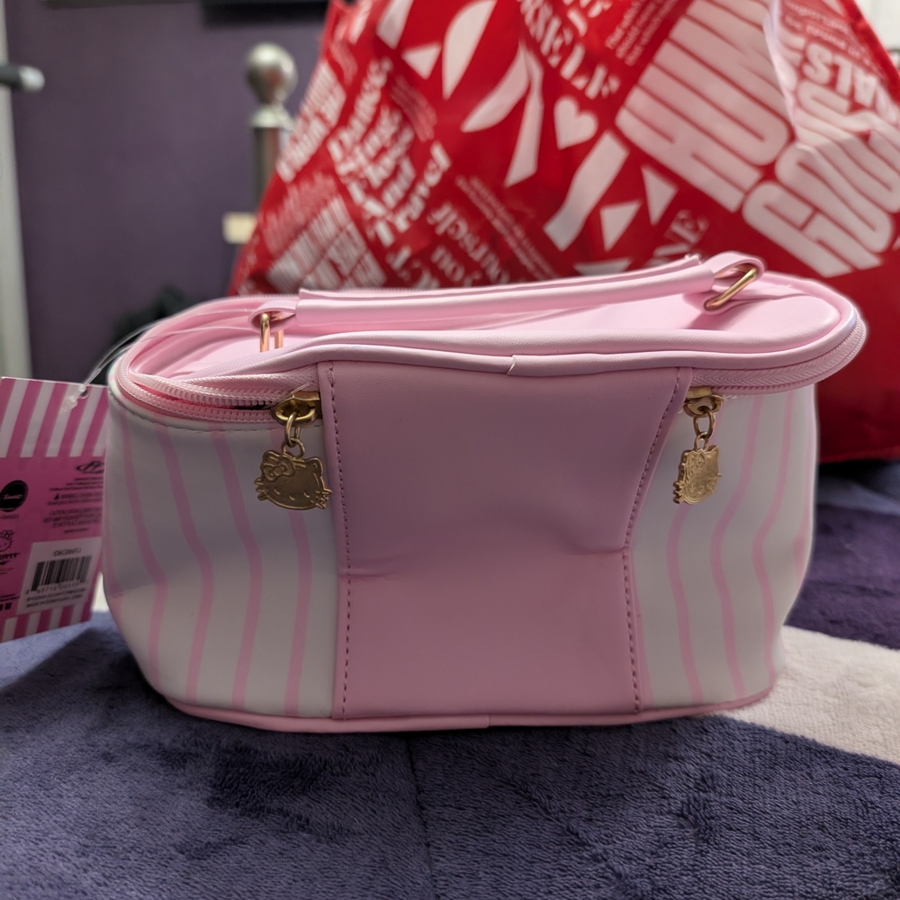 Hello Kitty Pink Kids Accessory Bag - Picture 3 of 6